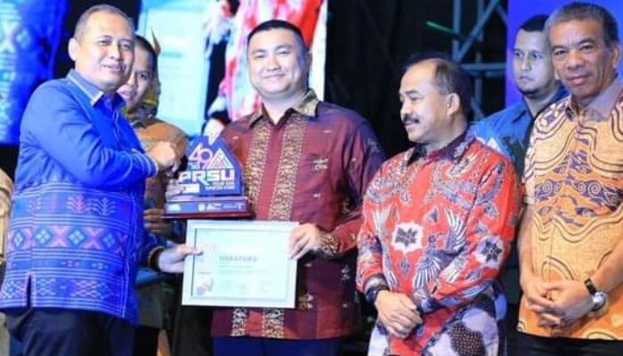 Labura Juara Harapan II Kategori Dekorasi Paviliun Terbaik PRSU