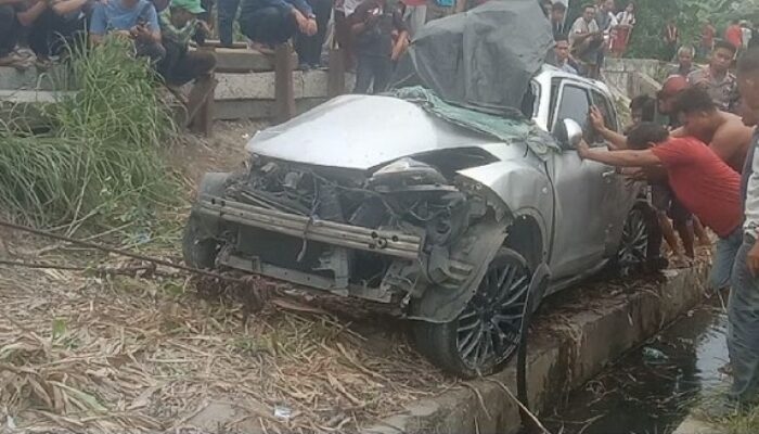 Mobil Ditabrak KA, 1 Orang Tewas