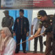 3 Dari pelanggar Qanun Aceh di Agara menjalani uqubat cambuk di Halaman Kantor Kejaksaan Negeri Kamis (20/7).Waspada Ali Amran