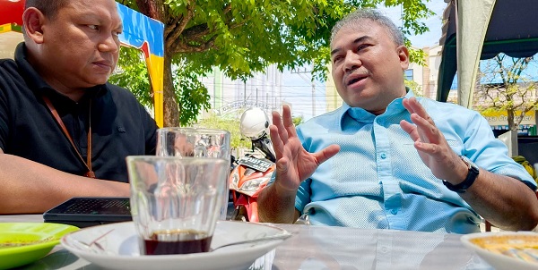 Ketum Taman Iskandar Muda Muslim Armas saat bertemu pengusaha lokal di Kabupaten Pidie, beberapa waktu lalu. Waspada/Muhammad Riza