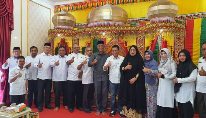 Sekda Sambut Dan Peusijuek Pj Bupati Simeulue