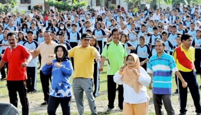 Gebyar Sekolah Sehat, Disdik Simalungun Gelar Senam Massal Pelajar