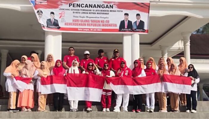Car Free Day, Pemko Langsa Bagikan 10 Juta Bendera Merah Putih
