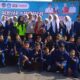 Kepala Dinas Pendidikan Edi Mulia foto bersama dengan para pelajar usai melaksanakan senam masal dalam rangka Gebyar Kampanye Sekolah Sehat. (Waspada/ist)