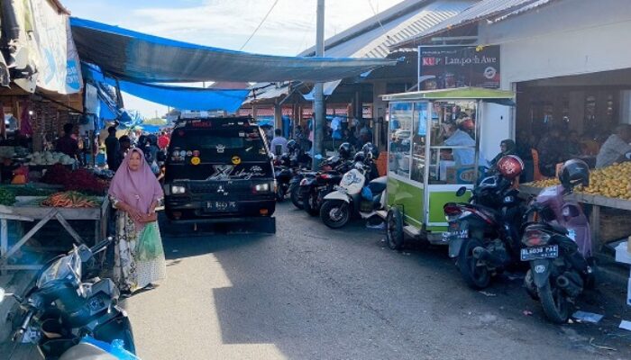Pasar Pante Tengoh Sigli Kumuh Dan Semrawut