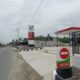 SPBU PT Makmur Beutari Jaya, di kawasan Jalan Nasional Meulaboh-Blangpidie, Desa Kuta Trieng Padang Jati, Kecamatan Darul Makmur, Kabupaten Nagan Raya. Kamis (6/7).Waspada/Syafrizal