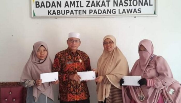 Tiga Guru Tahfidz Al-Qur’an Dapat Bantuan Baznas Palas