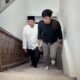 Prof Ridha Dharmajaya didampingi dr Sigit Ananda saat meninjau persiapan pembukaan Klinik Gadget Sehat Indonesia yang berlokasi di Jl. Gatot Subroto Kelurahan Sei Sikambing D Kecamatan Medan Petisah, Kota Medan, Jumat (30/6). Waspada/Andi Aria Tirtayasa