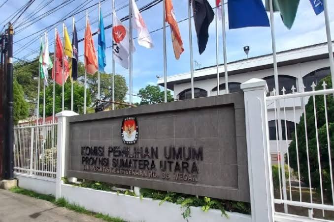 Baru 8 Parpol Kembalikan Berkas Perbaikan Ke KPU Sumut