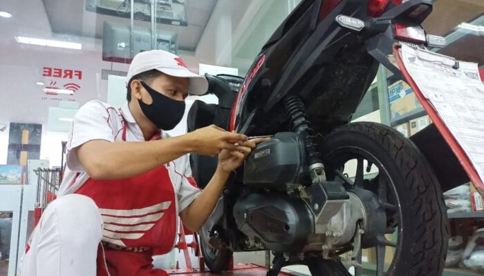 Servis Di AHASS Dapat Asuransi Kecelakaan Gratis