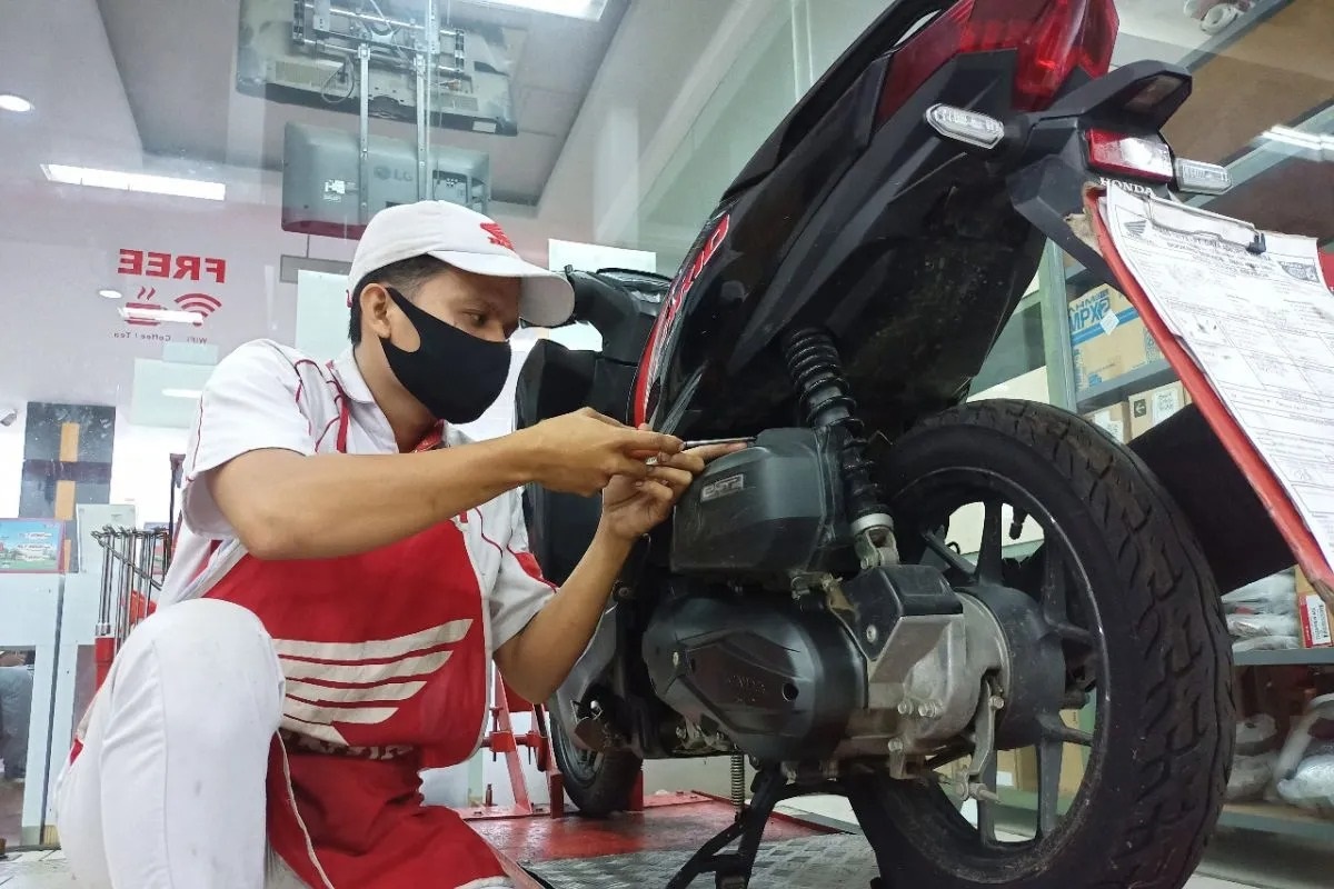 Servis Di AHASS Dapat Asuransi Kecelakaan Gratis