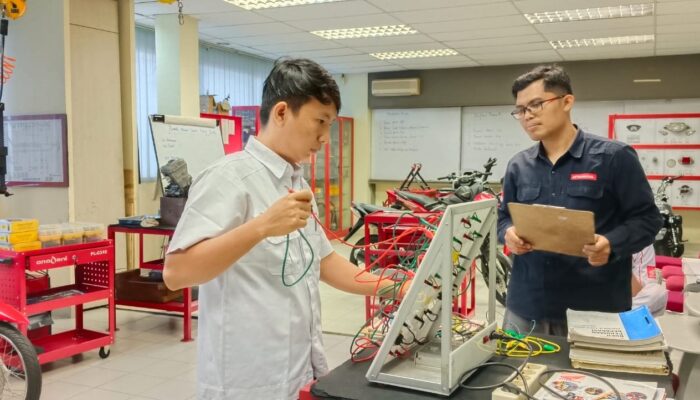 Honda Gelar Sertifikasi Guru SMK Level Silver