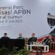 KEPALA Perwakilan Kemenkeu Sumut yang juga Kakanwil DJPb Sumut, Syaiful dan jajarannya diabadikan usai acara konferensi pers realisasi APBN Regional Sumut Periode sampai dengan 31 JuI 2023, di Gedung Keuangan Negara, Jl Imam Bonjol Medan. Kamis (274/8) Waspada/Ist