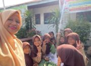 Ecoprint Memberi Warna Baru Dalam Pembelajaran Di UPT SDN 30 Pasar Lapan