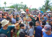 Bupati Hadiri Kirab Gunungan Berkah Bumi Di Desa Sonomartani