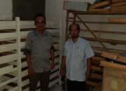 Tim PKM Dosen Unimed Bina Peternak Ulat Jerman