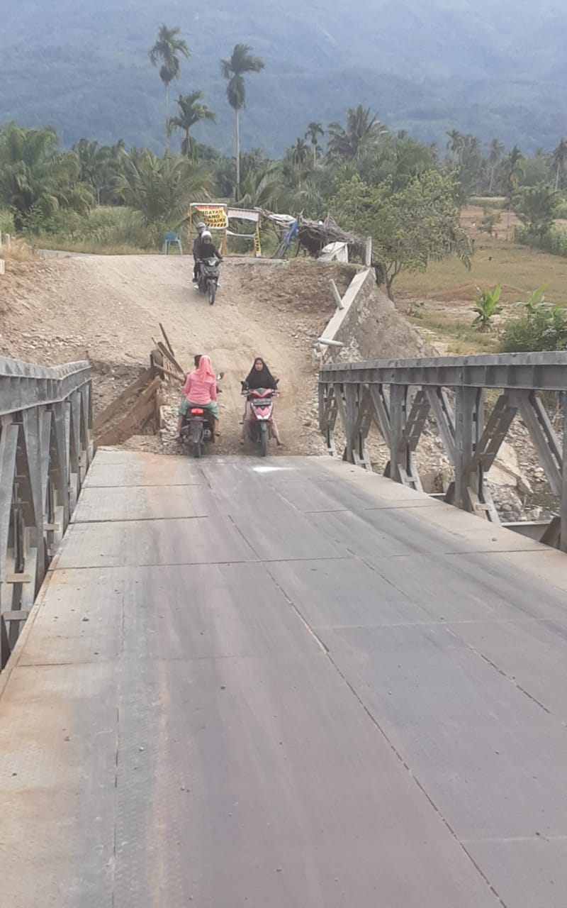 Warga Desak Pemkab Agara Perbaiki Jembatan Penghubung 3 Kecamatan