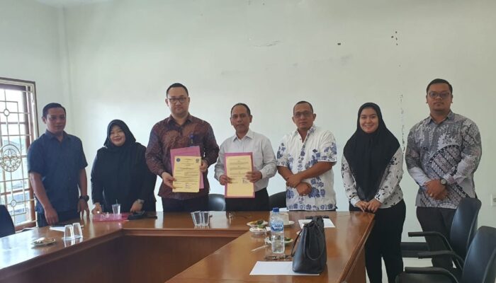 FH UMA Menjalin Kerjasama Dengan Peradi Medan