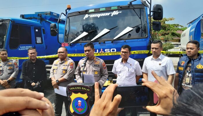 Polres T. Balai ‘Sikat’ Tiga Tangki BBM Ilegal, Dua Kapal Turut Diamankan