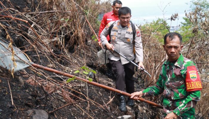 Kapolres Simalungun Patroli Karhutla Dan Tanam Pohon Di Haranggaol