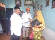 Pj Wali Kota Langsa Salurkan Sembako Bagi Kaum Disabilitas