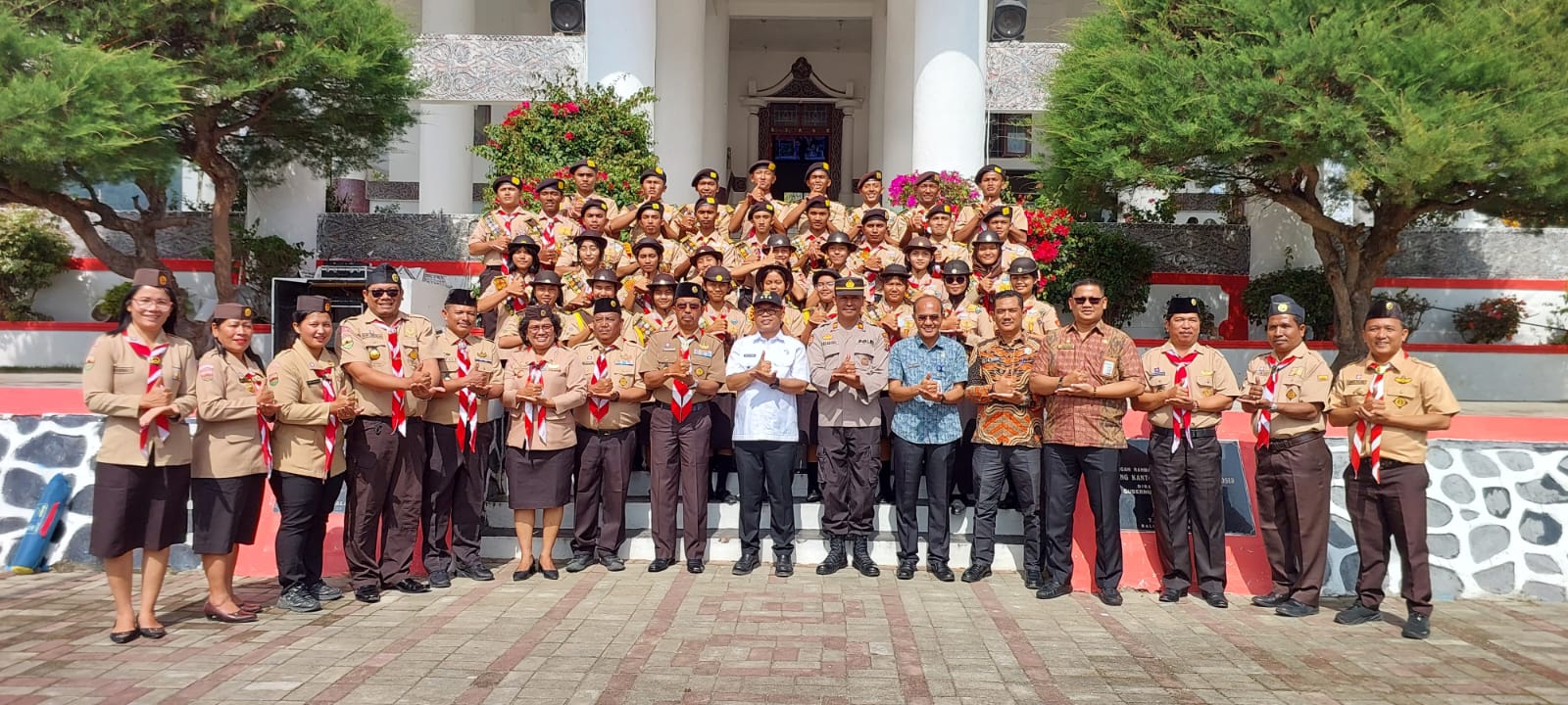 Poltak Sitorus Berangkatkan Kontingen Kwarcab Pramuka Ikuti Raimuna 2023