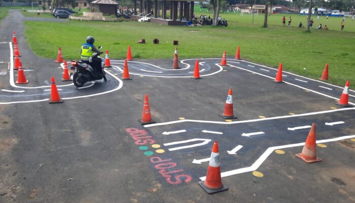 Ujian Peraktik SIM C Di Satpas Polres Binjai Terapkan Huruf S