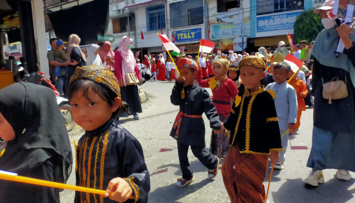 Pawai Karnaval Di Abdya Diikuti Ratusan Pelajar
