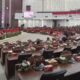 Presiden RI Joko Widodo (Jokowi) menyampaikan pidato yang disiarkan  langsung ke gedung DPRD Sumut, Rabu (16/8), dan disampaikan pada Sidang Tahunan MPR RI dan Sidang Bersama  DPR RI dan DPD RI dalam rangka HUT Ke-78 Proklamasi Kemerdekaan RI, di Ruang Rapat Paripurna, Gedung Nusantara MPR/DPR/DPD RI, Senayan, Jakarta. Waspada/Partono Budy