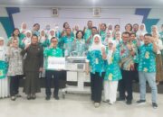 Serahkan Bantuan 3 Inkubator Bayi, Anita Lubis: Ini Perjuangan Untuk Masyarakat DS