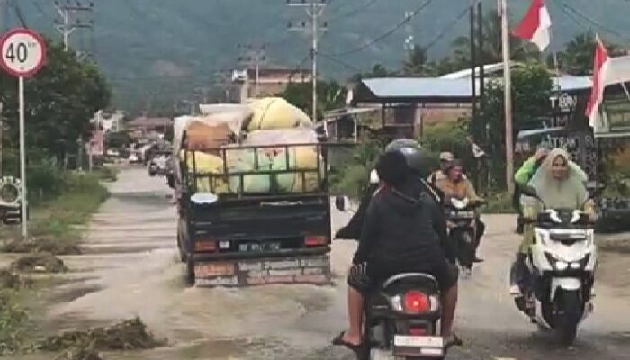Jalan Nasional Kuning -Medan Masih Terendam Banjir