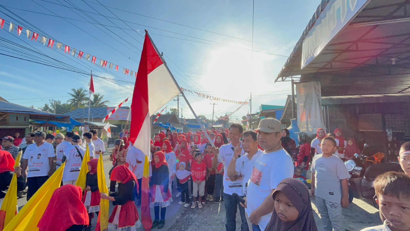 Jalan Sehat Bersama Sugiat Santoso Dihadiri Ribuan Orang