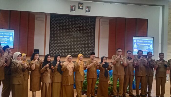 Kepala SMA Dan SMK Se Cabdis Wilayah I Disdik Provsu Sertijab