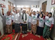 Tuan Guru Ganjar Ajak Ibu-ibu Majelis Taklim Belajar Agama Sambil Kenalkan Ganjar Pranowo
