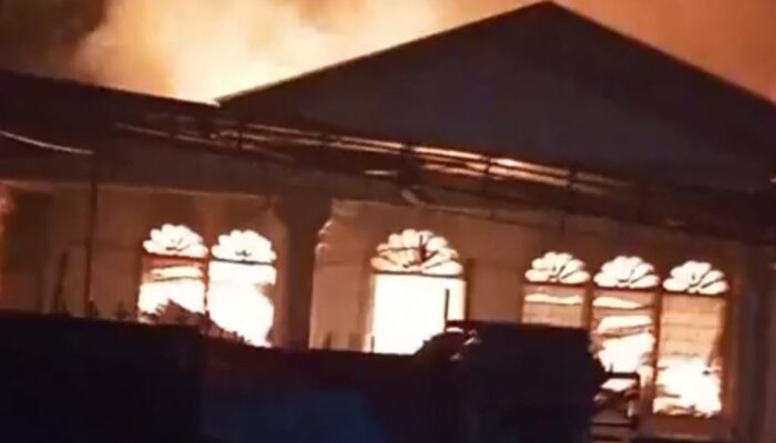Saat Pesta Ngunduh Mantu, Rumah Mantan Anggota DPRD Langkat Terbakar