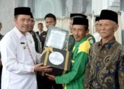 Kampung Meriah Jaya Terbanyak Bayar Zakat