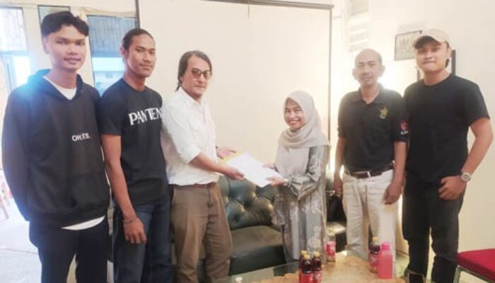 STIK-P Percayakan Mahasiswanya PKL Di Waspada TV