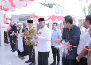 Johar Dan Romo Resmikan AMIK Polibisnis Perdagangan