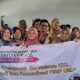 FOTO bersama para dosen dan mahasiswa Program Studi Ilmu Komunikasi (Ilkom) Fisip UMA di kampus 1 Jalan Kolam Medan Estate, Jumat (4/8), saat pelepasan 141 mahasiswa semester VI untuk Kuliah Kerja Lapangan (KKL) ke sejumlah instansi di Sumatra Utara. Waspada/Ist