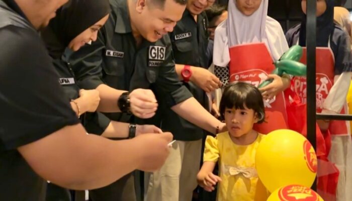 Bahagiakan Anak Yatim Bersama GIS Di Hari Asyura, Ajak Anak-anak Belajar Buat Pizza