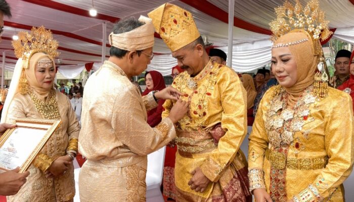 Peringati HUT Ke-78 RI, PTPN III (Persero) Gelar Upacara Bendera Dan Berikan Penghargaan