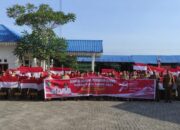 Pemkab Batubara Bagikan Ribuan Bendera