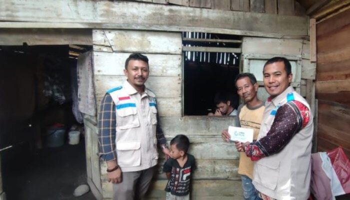 YBM PLN UP3 Langsa Bantu ABK Keluarga Miskin