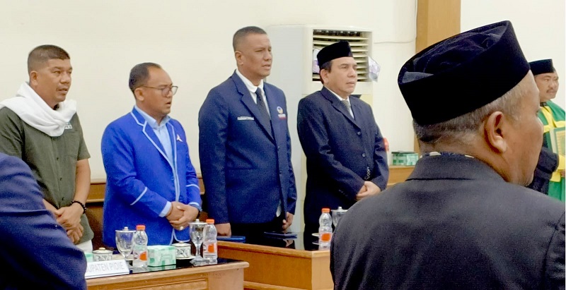 T Saifullah TS Resmi Wakil Ketua DPRK Pidie