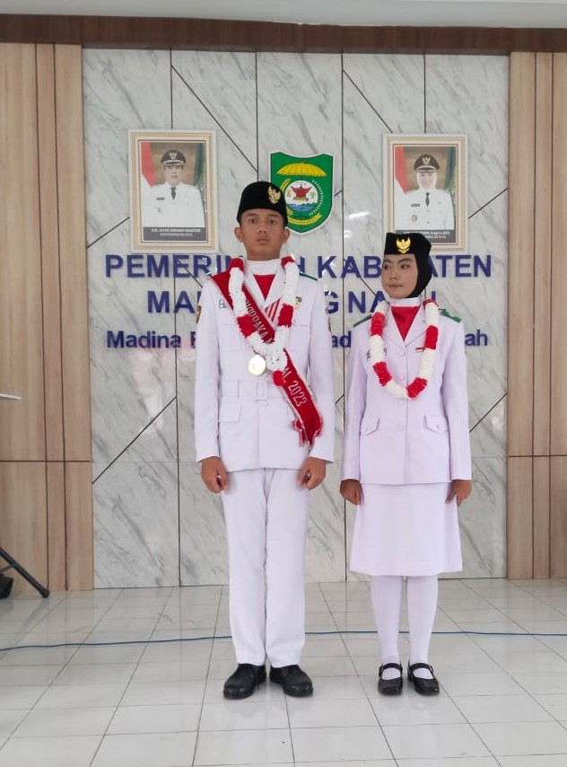 Bupati Madina Sambut Hangat Kepulangan Paskibraka Nasional Bupati Madina Sambut Hangat Kepulangan Paskibraka Nasional