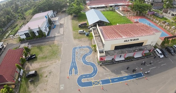 Sirkuit praktik uji SIM C di Mapolres Aceh Utara tanpa lintasan zigzag dan angka delapan. Waspada/Ist