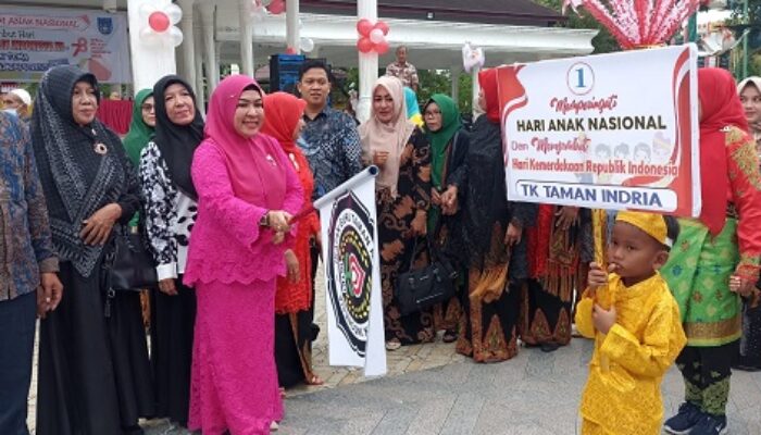 Seribuan Murid TK Langsa Ikuti Pawai Alegoris