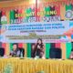 Komisioner Panwaslih Aceh Utara, Sri Wahyuni hadir menyampaikan pemateri pada acara Sosialisasi Pemilu dan Pemilukada Kepada Pemilih Pemula di SMA Negeri-1 Lhoksukon, Kamis (10/8). Kegiatan tersebut diadakan Badan Kesatuan Bangsa dan Politik (Kesbangpol) Aceh Utara. (Waspada/ist)