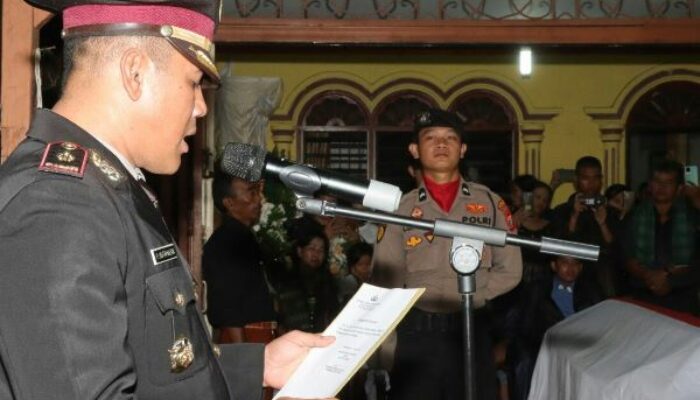 Wakapolres Pimpin Prosesi Persemayaman Dan Pemakaman