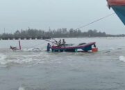 Lagi, Boat Nelayan Aceh Singkil Karam Di Muara Kuala Gabi
